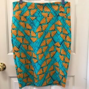 🧜🏻‍♀️Flash Sale🧜🏻‍♀️LuLaRoe Cassie skirt
